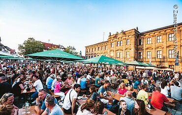 Erlanger Weinfest am Schloßplatz