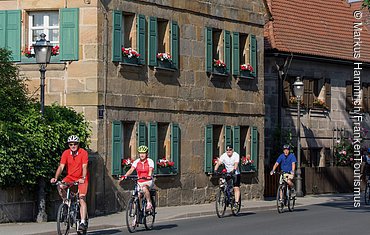 Radler anm RegnitzRadweg (Bubenreuth, Fränkische Schweiz)