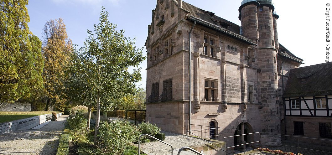 Nuernberg, 23. Oktober 2008: Ansicht des Tucherschlosses vom Garten her. (Foto: Birgit Fuder/Stadt Nuernberg)